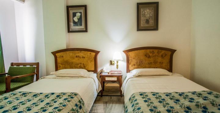 Hotel Chariot Chennai Bagian luar foto