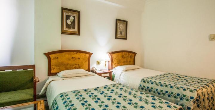 Hotel Chariot Chennai Bagian luar foto