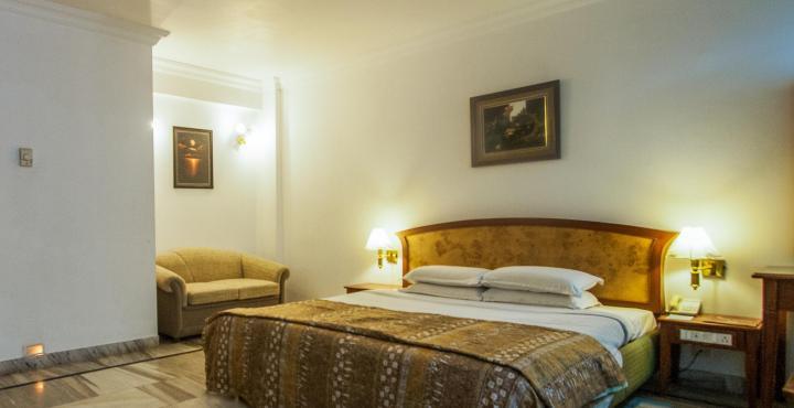Hotel Chariot Chennai Bagian luar foto
